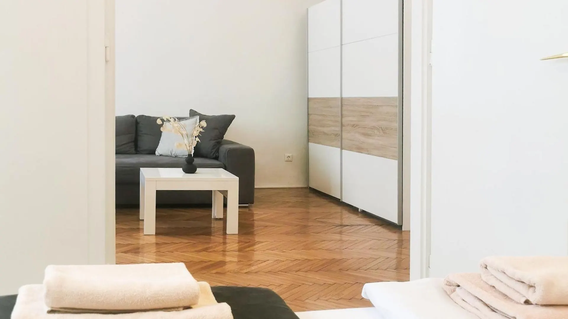 Central New Home Apartment Budapest